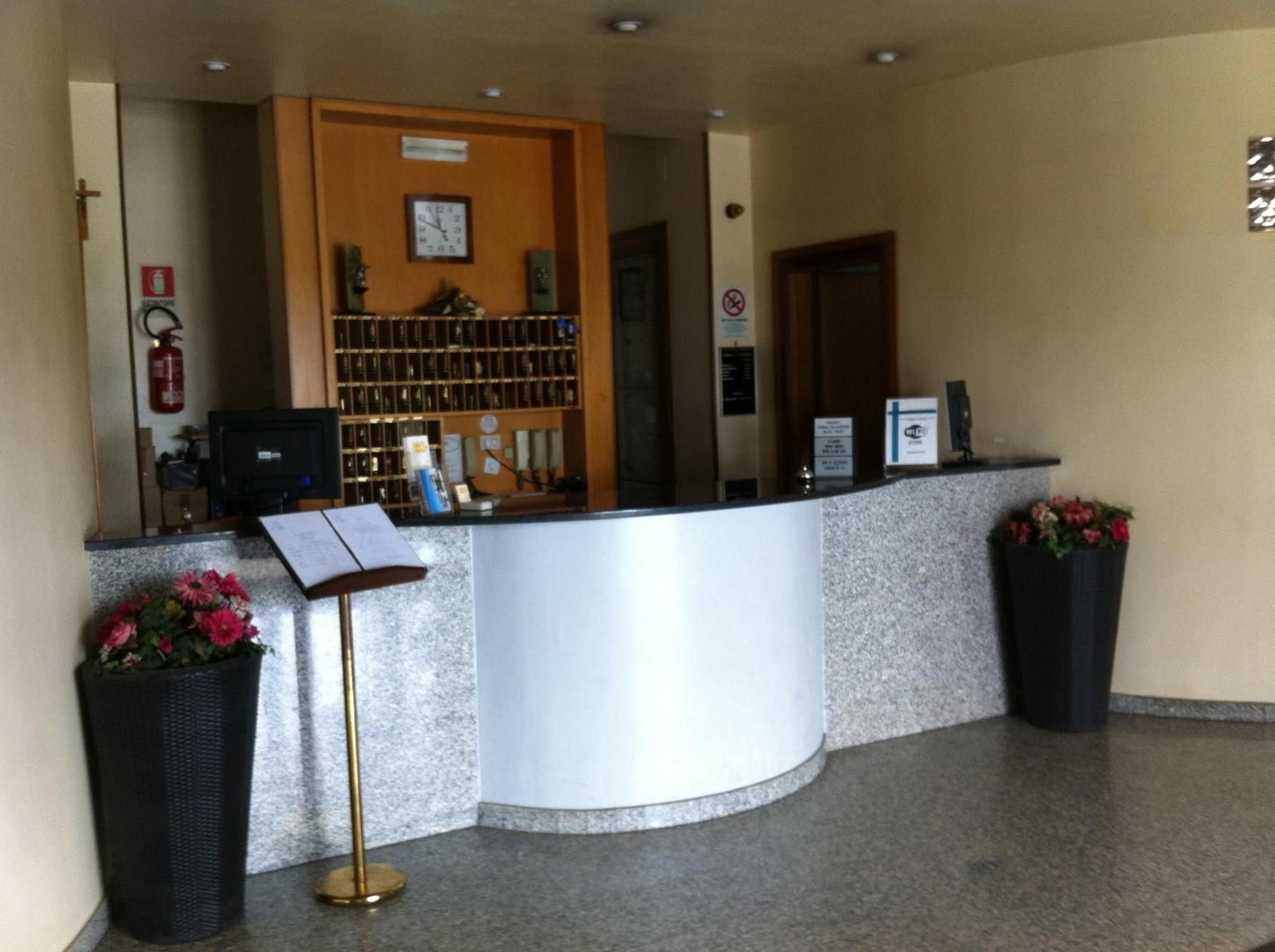 Hotel Atleti 포자 외부 사진